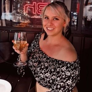 Meet your Posher, Chiara